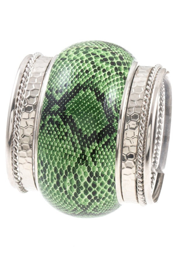 Snake pattern multi bangle set