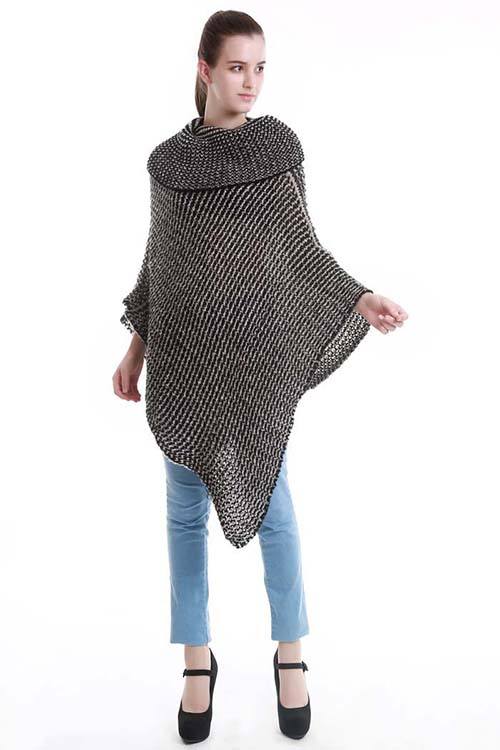 Two-tone turtle neck knit poncho