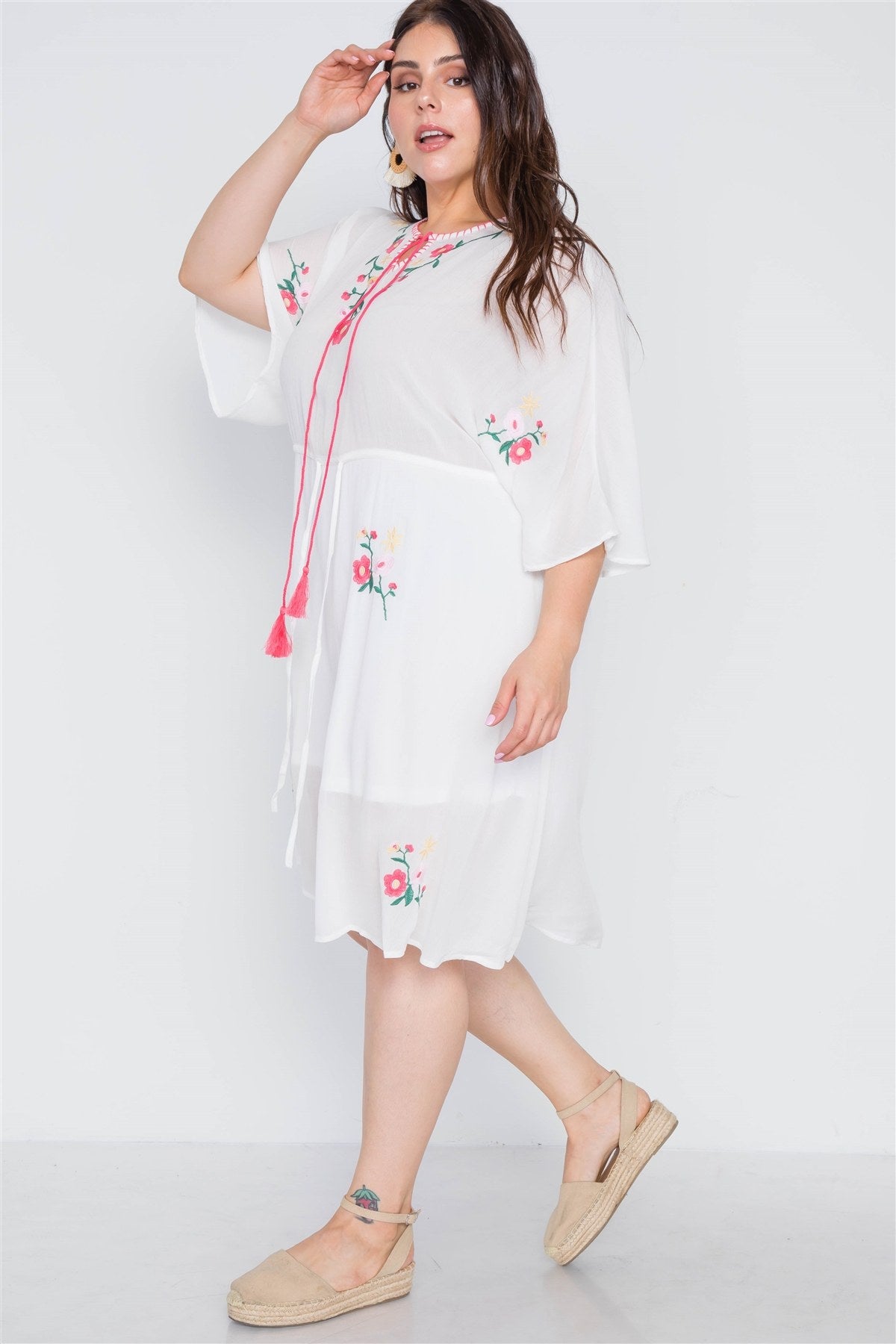 Plus Size Off White Floral Embroidery Midi Dress