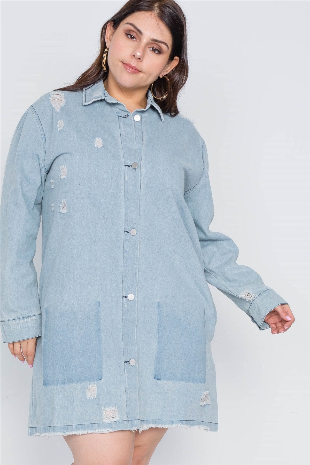 Plus Size Distressed Long Sleeves Denim Jacket