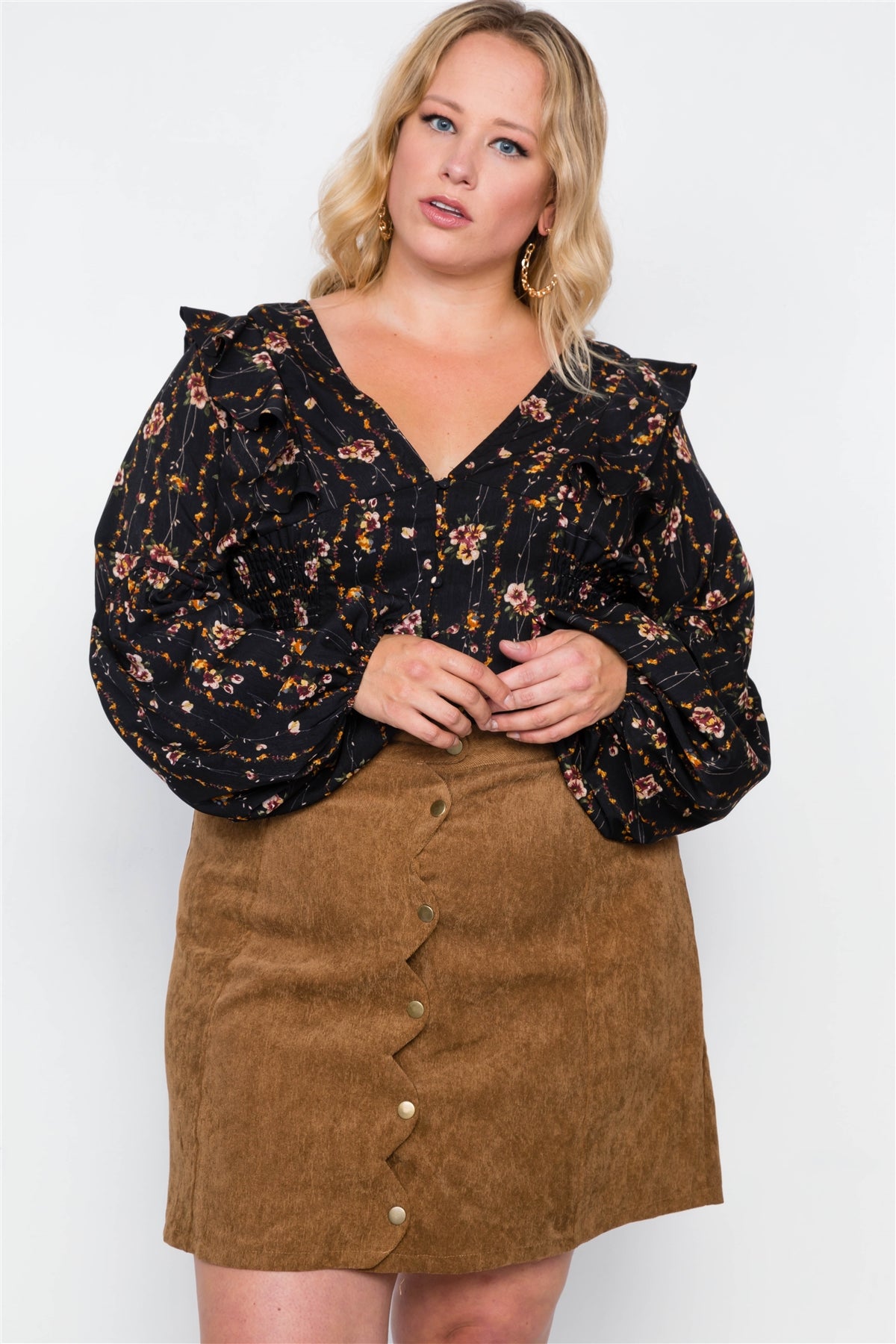 Plus Size Corduroy Scallop Front Mini Skirt