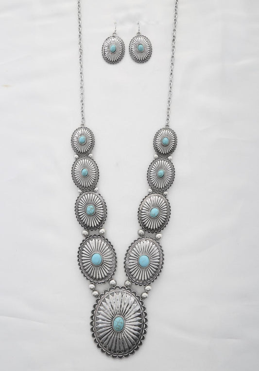 Rodeo western oval concho layered necklace